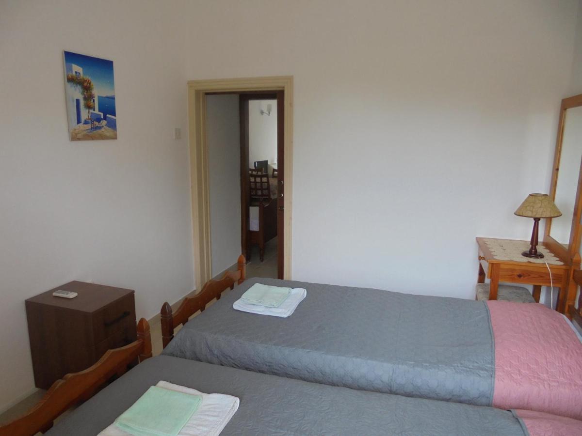 Niki Court Holiday Apartments Paphos Esterno foto