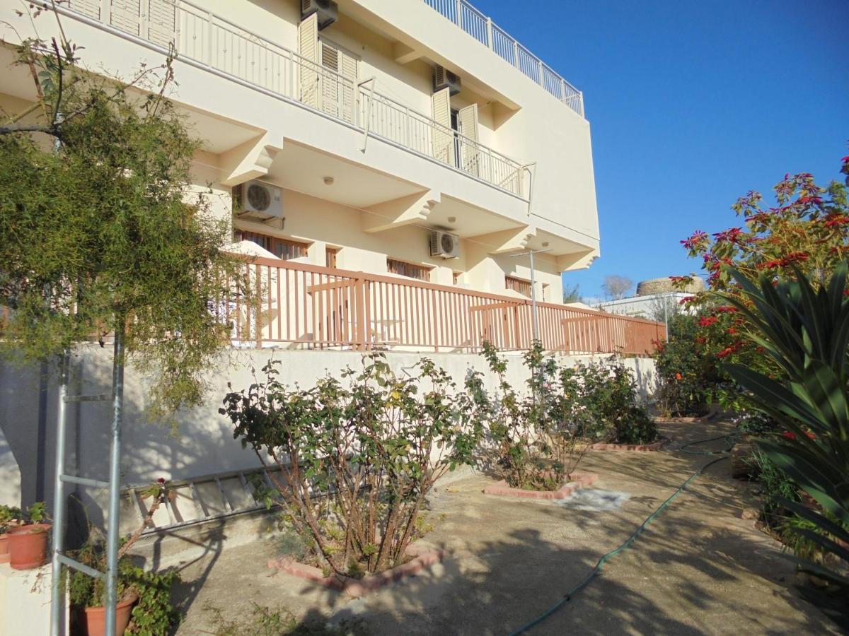 Niki Court Holiday Apartments Paphos Esterno foto