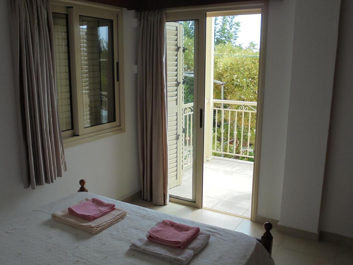 Niki Court Holiday Apartments Paphos Esterno foto