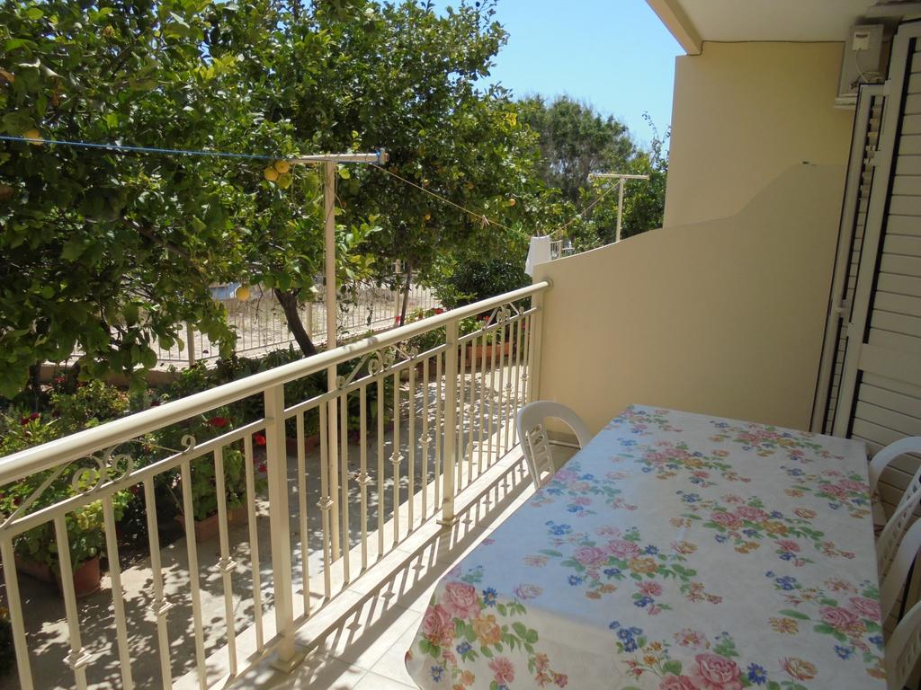 Niki Court Holiday Apartments Paphos Esterno foto