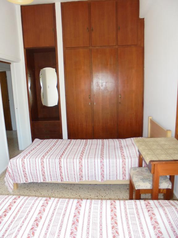 Niki Court Holiday Apartments Paphos Esterno foto